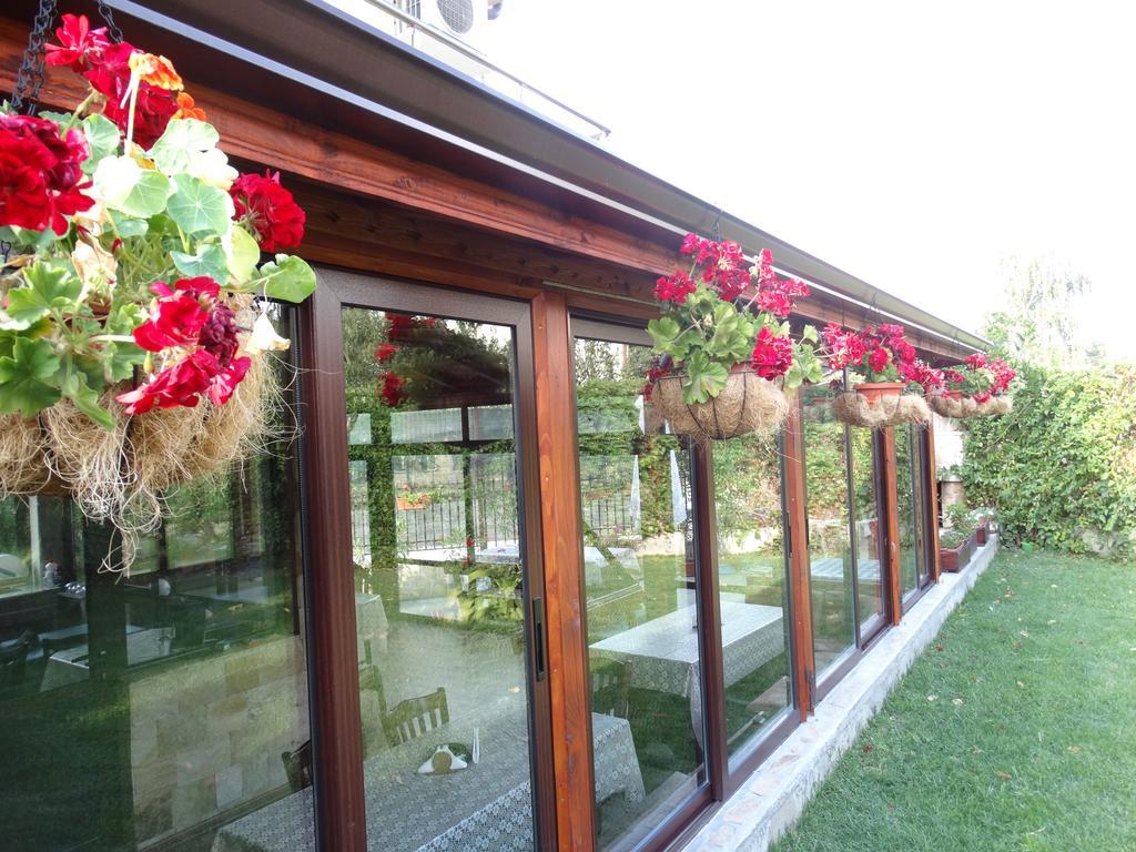 Guest House Ivel Saparewa Banja Exterior foto